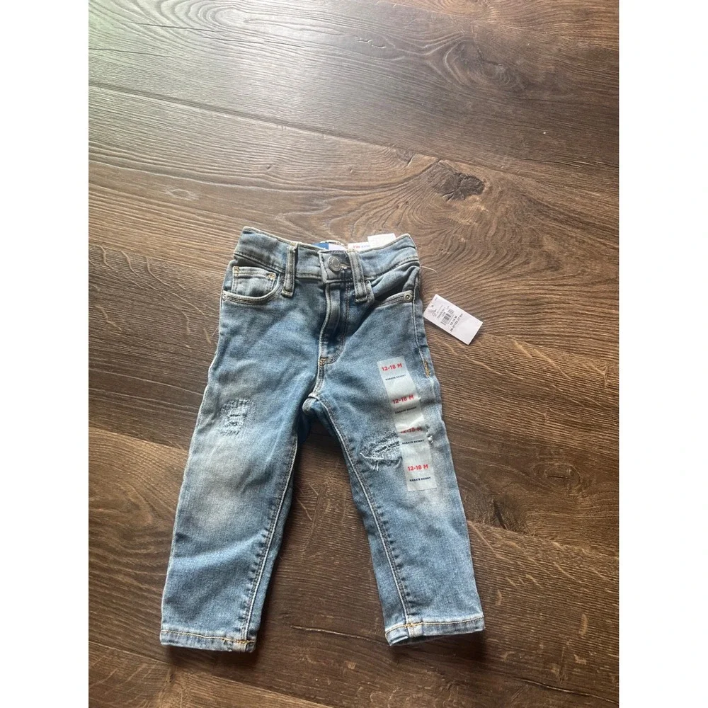 Old Navy Karate Skinny Jeans Toddler 12-18M Light Wash Distressed 360 Stretch‎